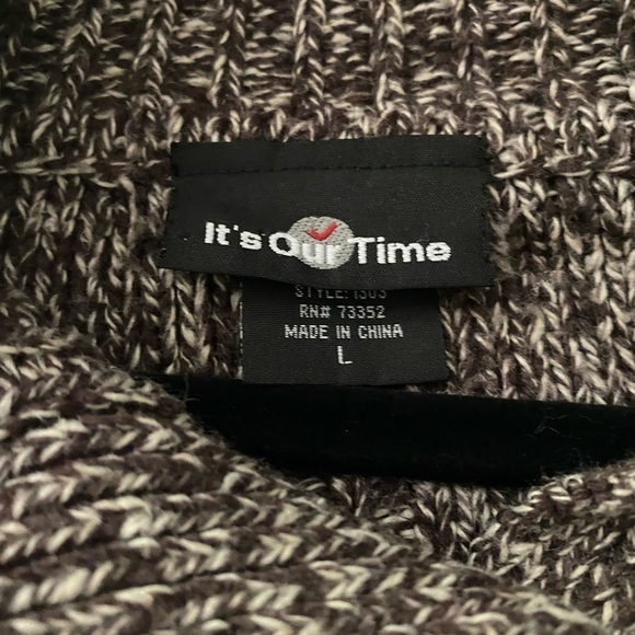 Its Our Time brown knit sweater size Large. Button front. Oversized collar. - Picture 6 of 7